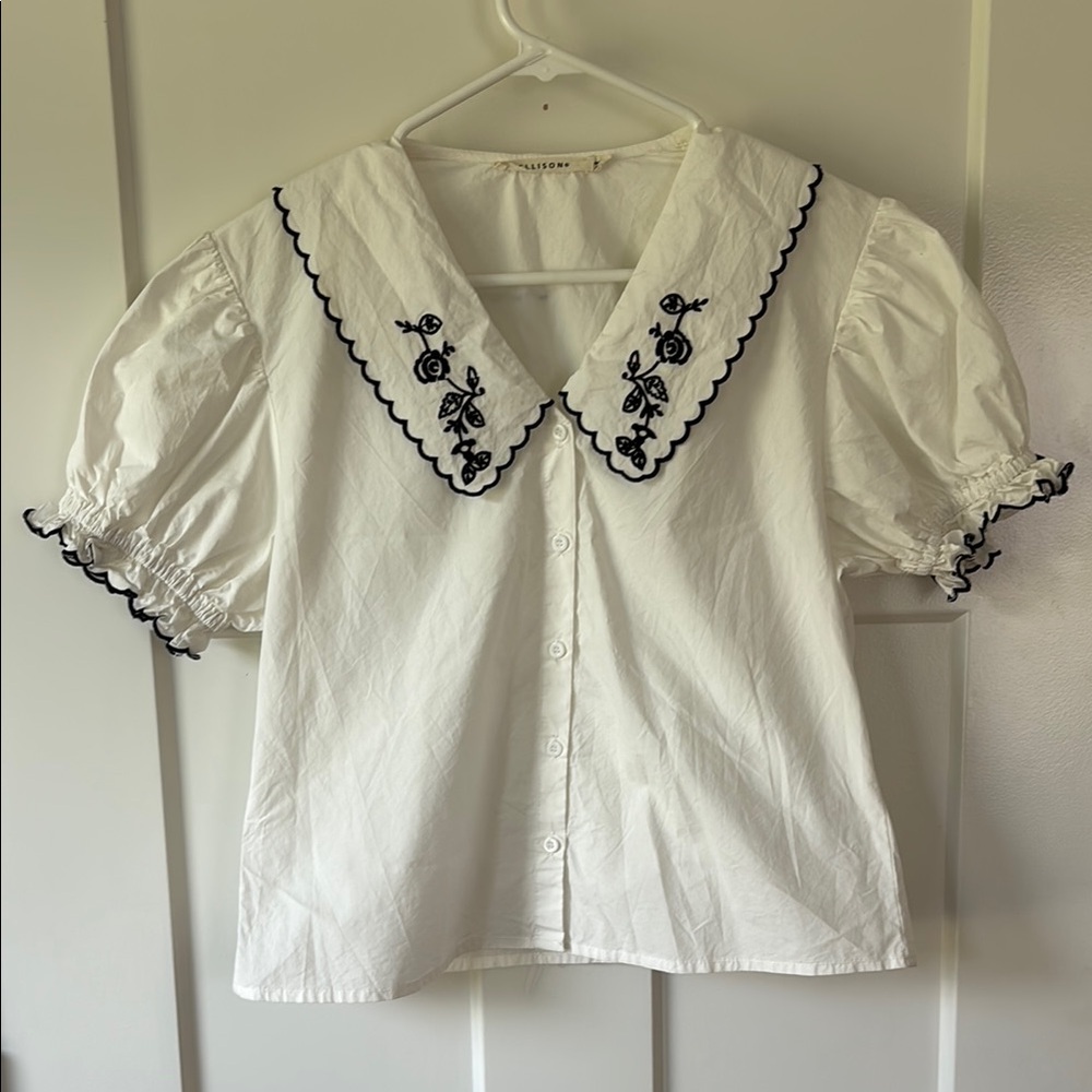 Ellison brand cotton blouse with Peter Pan collar.